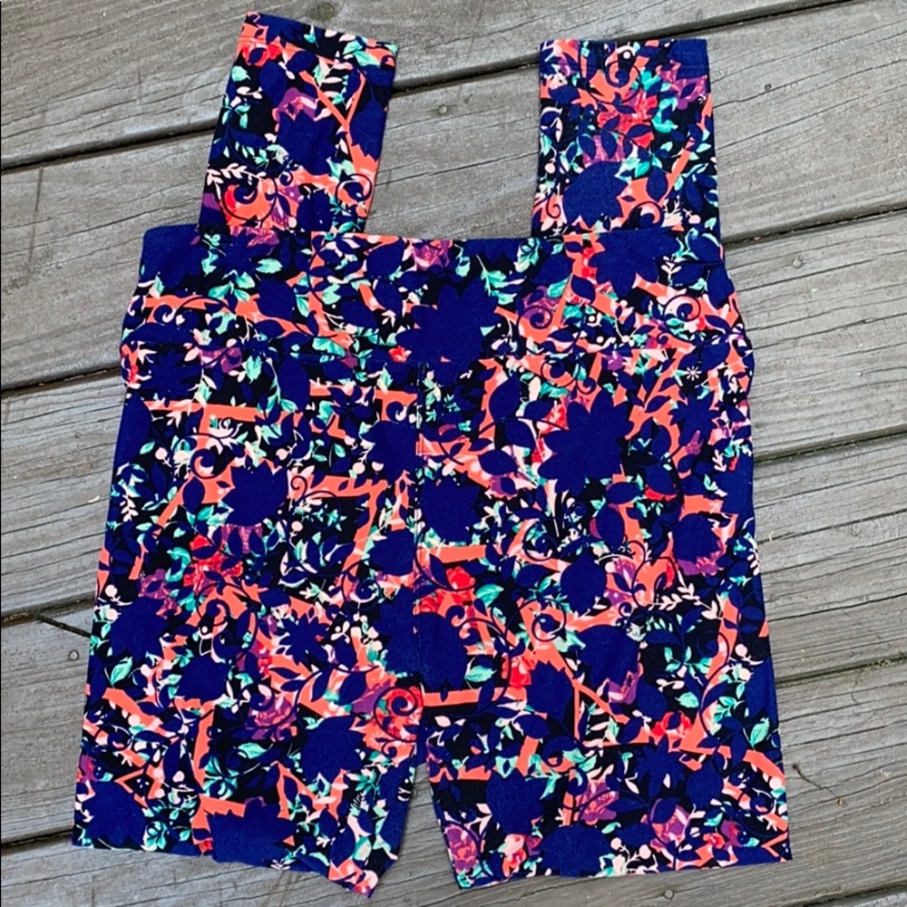 Lularoe Blue and Pink Leggings - Picture 4 of 6
